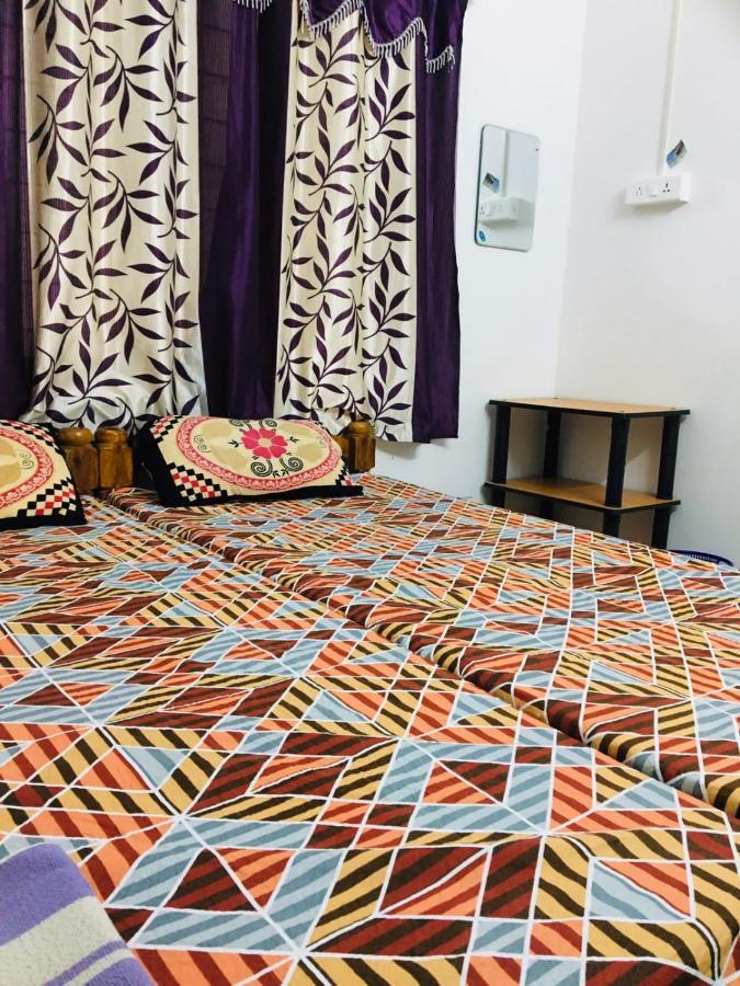 Golden Beach Home Stay Alappuzha Buitenkant foto