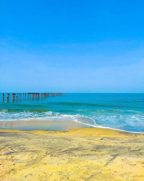 Golden Beach Home Stay Alappuzha Buitenkant foto