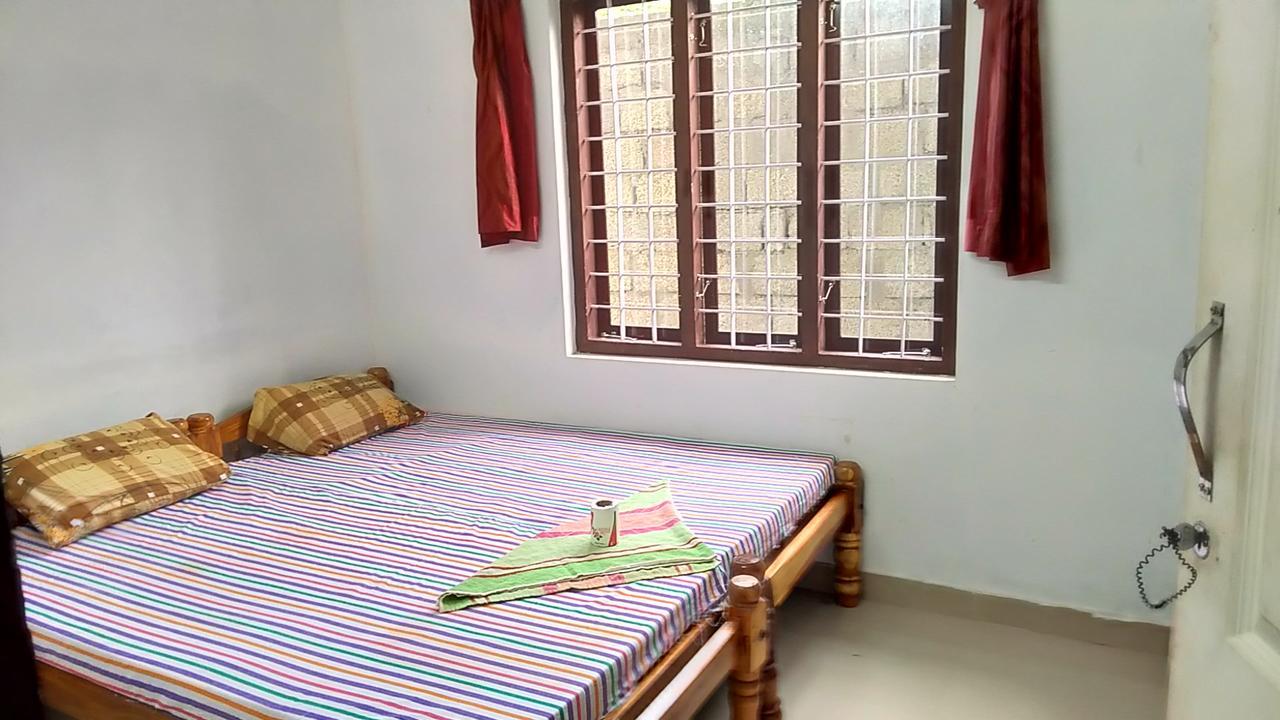 Golden Beach Home Stay Alappuzha Buitenkant foto