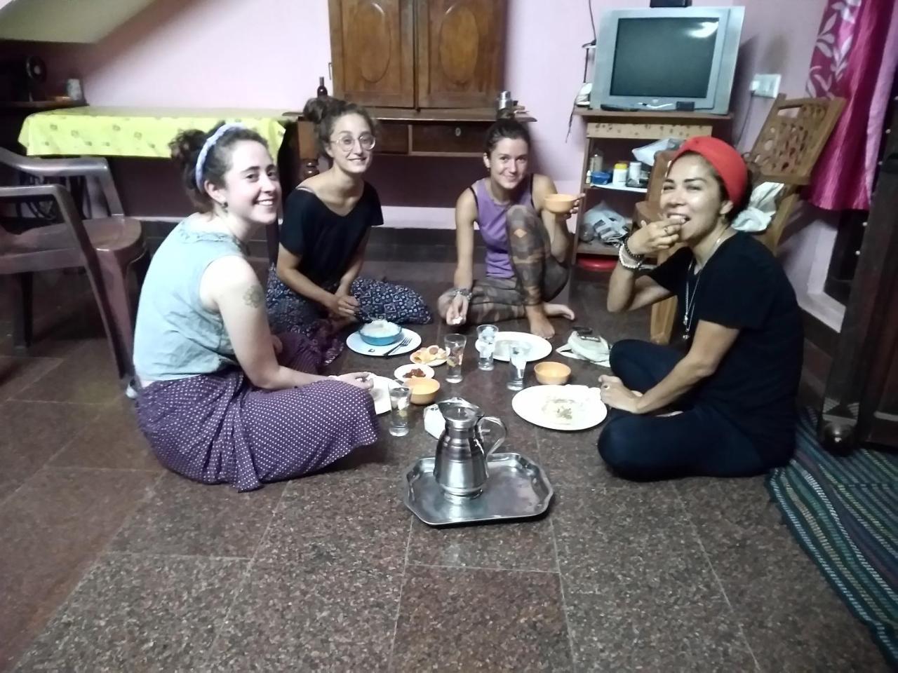 Golden Beach Home Stay Alappuzha Buitenkant foto